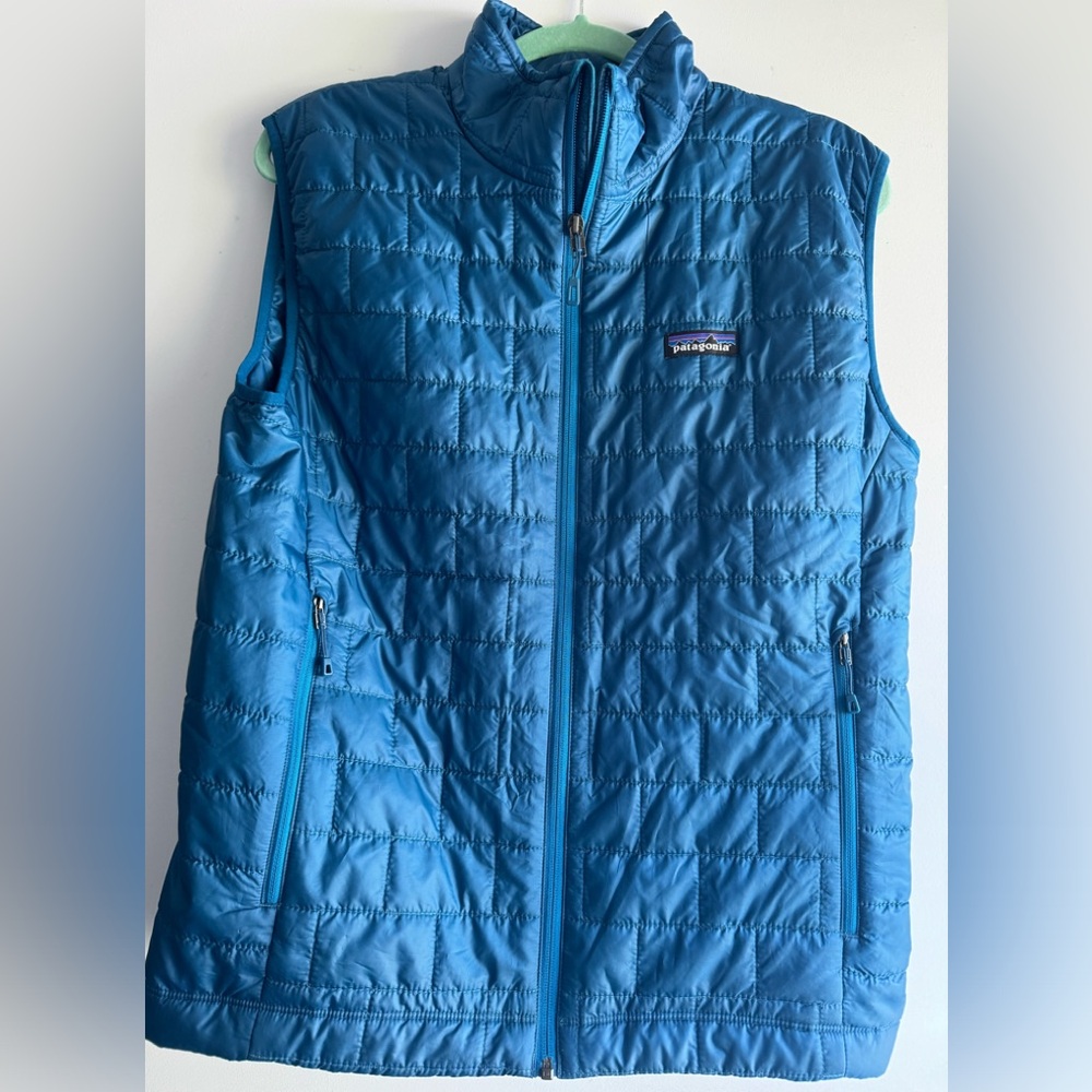 EUC men’s Patagonia vest. Size medium